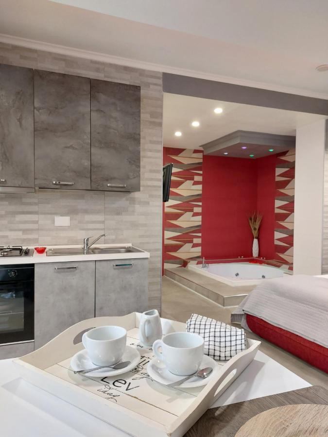 Sweet Home & Wellness Luxury Apartment نيتّونو المظهر الخارجي الصورة